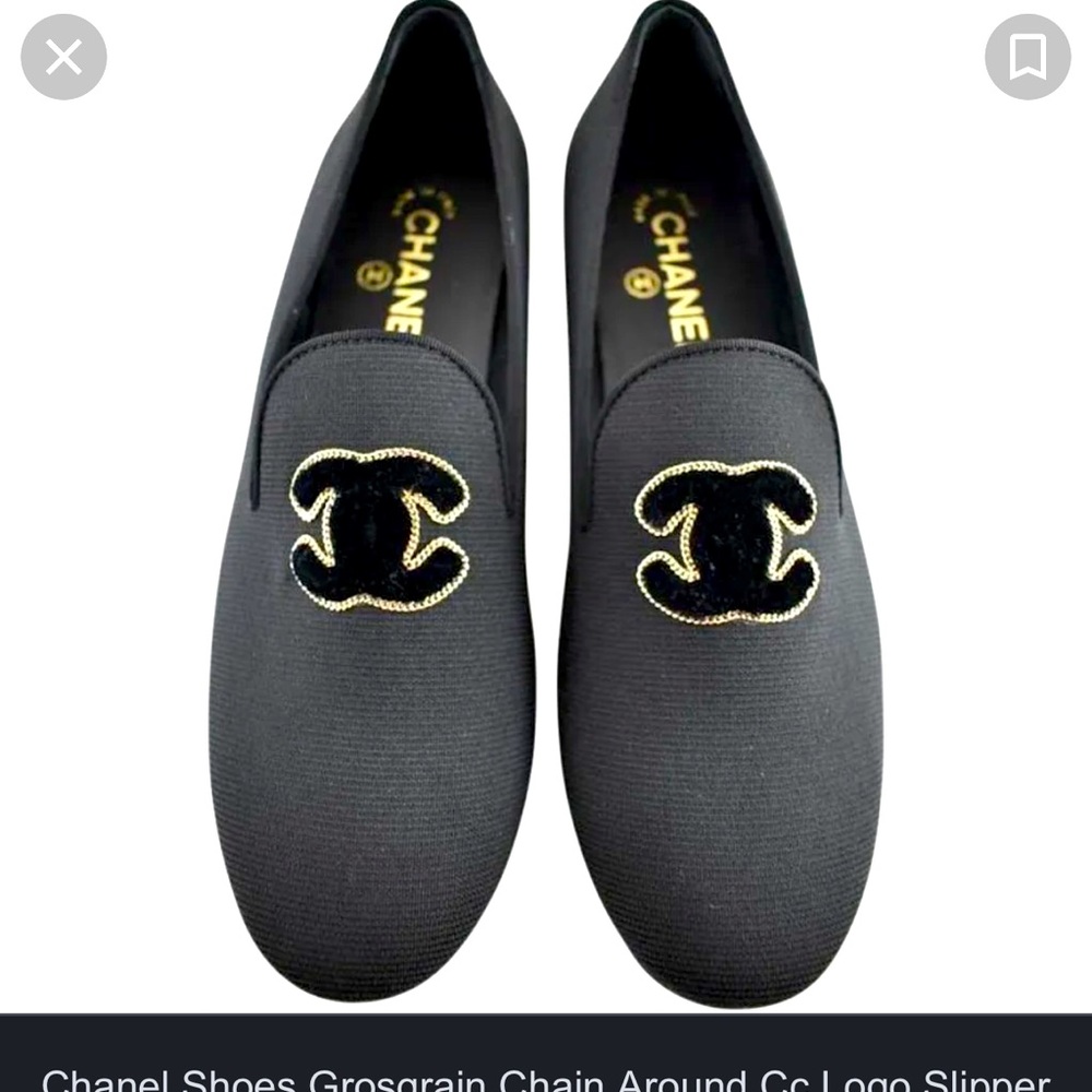 Chanel size 42 flats